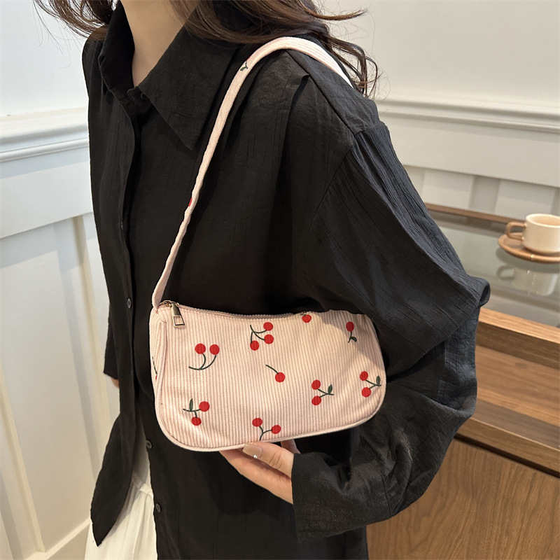 Bolsos de hombro de viento dulce simple para mujeres 2024 otoño nuevo bolso de mujer pequeño fresco bolso de moda casual bolso inferior