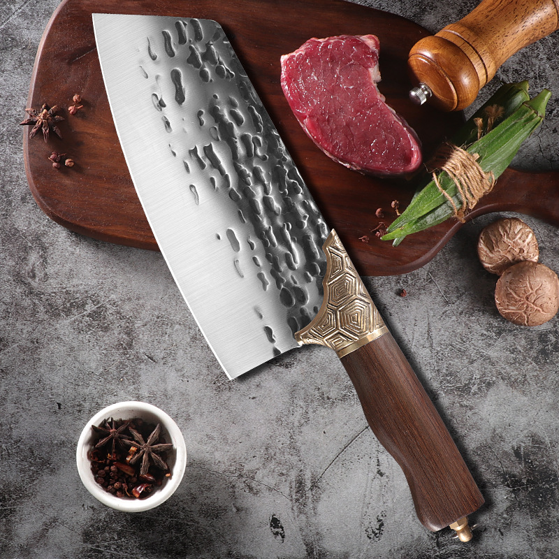 Hand-forged household kitchen knife, sharp for cutting, slicing knife with a sharp blade, Yangjiang kitchen knife.