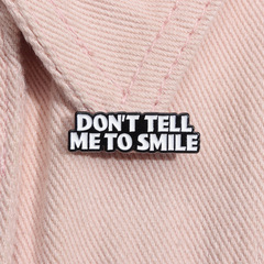 Personalized Design Cold Wind Emotional Badge Simple Instagram Style English Letter Shape Metal Flower Brooch Backpack Accessory