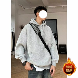 男式T恤;男式休闲裤;男式牛仔裤