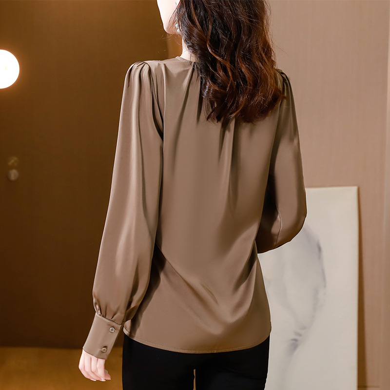 Spring fashionable elegant base body-friendly shirt