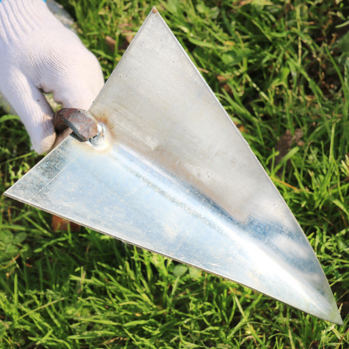 Direct Manufacturer Sale Agricultural Trenching Triangular Point Hoe for Ridge Fertilizing, Loosening Soil, Plowing Land Multi-functional Trenching Tool