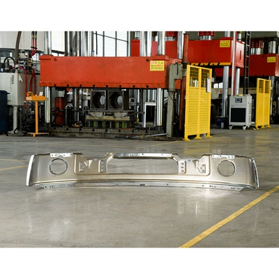 Bumper from 2009 to 2014: silver-plated