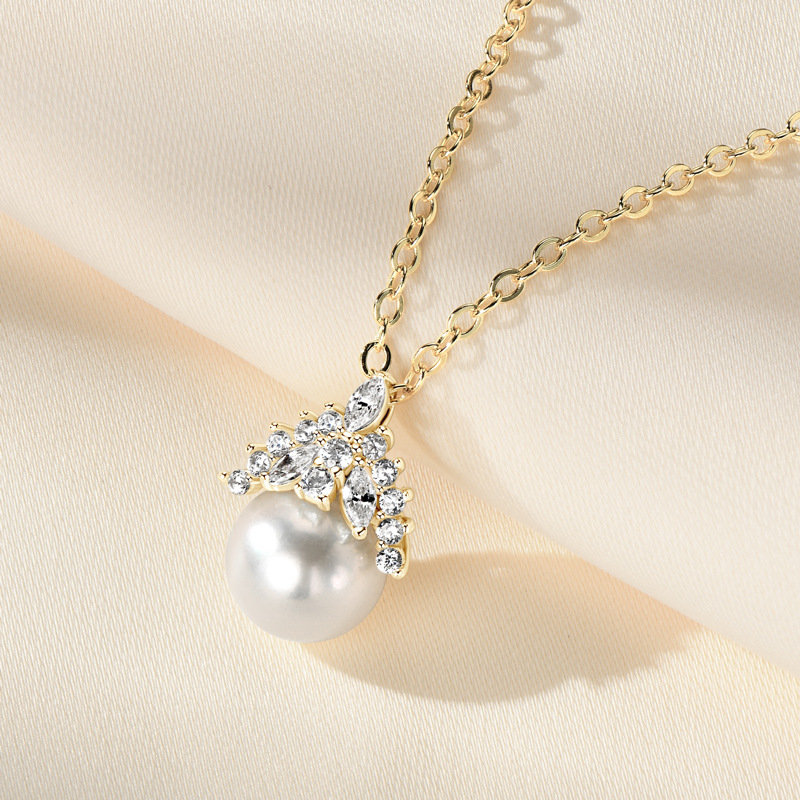 Exquisite S925 Sterling Silver Crown Pendant Necklace with Moissanite and Pearl - Fashion Jewelry Gift for Women