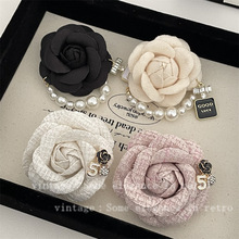 复古玫瑰花别针小香风气质新款布艺胸花香水瓶领结2023新款服装配