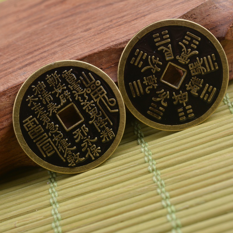 2.8cm 검정색 배경 구리 색상 두께 1.5mm [사각형 구멍 3.8mm]