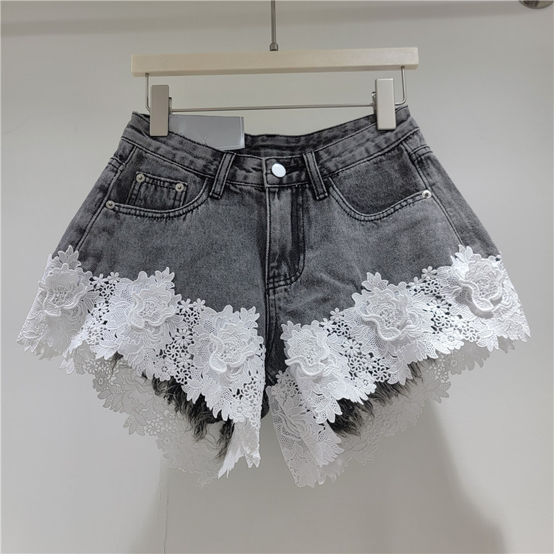 Pantalones Cortos de Mezclilla Corte A con Empalme de Encaje para Verano