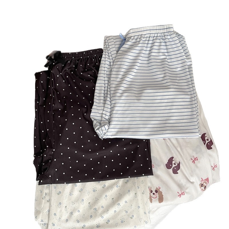 Pijama de hilo de seda de hielo para mujer 2025 verano nuevo estilo lindo pantalones anti-mosquitos dibujos animados dulces pantalones caseros comercio exterior al por mayor
