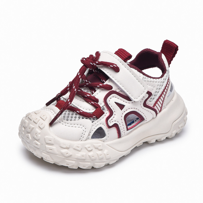 Sandálias para niños de una sola red de zapatos deportivos de verano 2025 nuevos neumáticos coreanos zapatos de papá zapatos de corrida transpirables para niñas