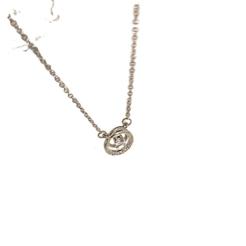 Corea del Sur anillo collar de diamantes de imitación para las mujeres verano ins simple de gama alta accesorios de lujo ligero nicho diseño sentido clavícula cadena