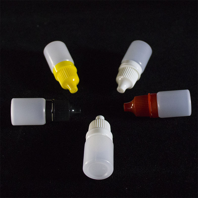 Venta al por mayor 5ml gotas para los ojos de plástico botella de gota botella de pigmento líquido sub-botella squeeze boca puntiaguda cubierta antirrobo botella de aceite de impresión