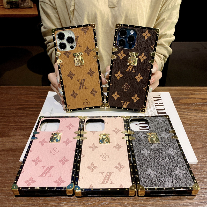 Foreign Trade Suitable Iphone17 Classic Four-Leaf Clover Leather Texture Samsung S25U European and American Trendy Brand Anti-Drop Phone Case