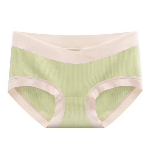 High-elastic maternity plus-size panties made from comfortable modal and pure cotton, featuring a low-rise design with a cross-shaped waistband for pregnant women.