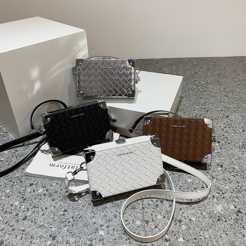 High-end textured box bag for women, new Korean style trendy brand fashion woven rhombus shoulder bag, crossbody small square bag