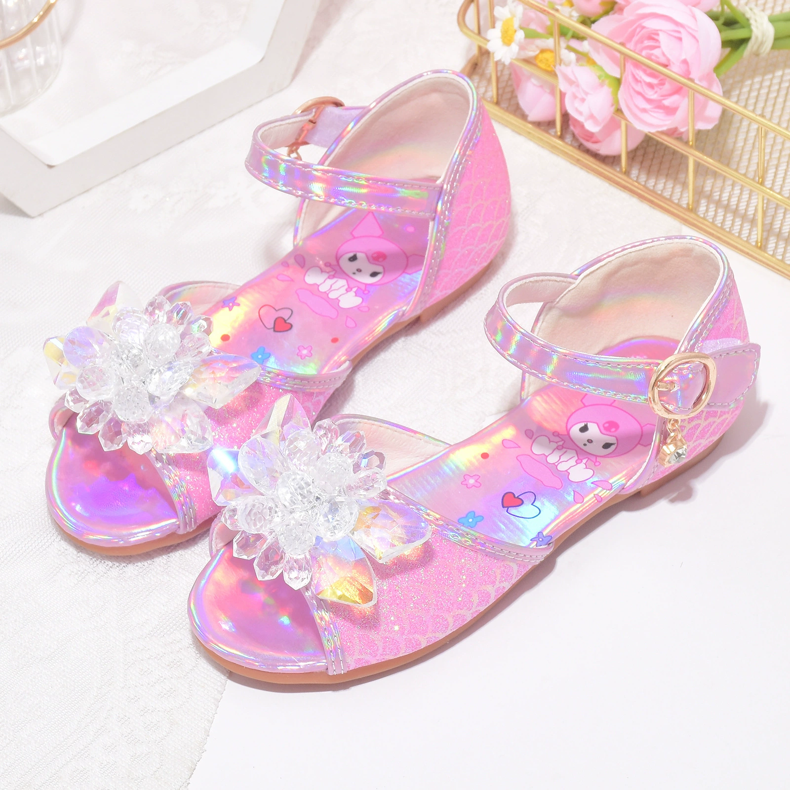 Куломи сандалии для девочек хрустальные туфли 2024 лето новый стиль маленькая девочка детка босоножки с пальцами