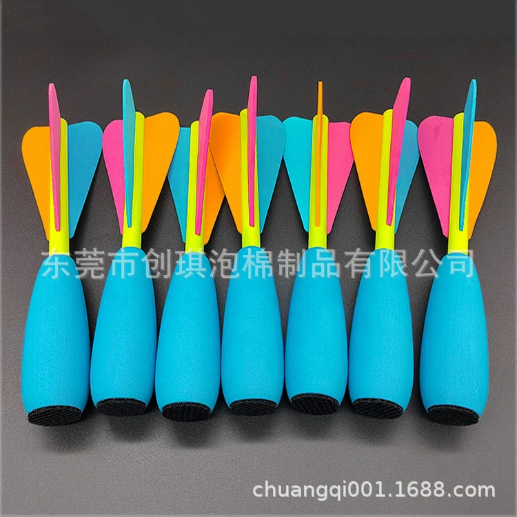 Заводское производство хвостовых плавников из ЭВА, балансировочных хвостовых плавников для метания мяча, трехкомпонентных игрушечных ракетных установок с крыльями из ЭВА.