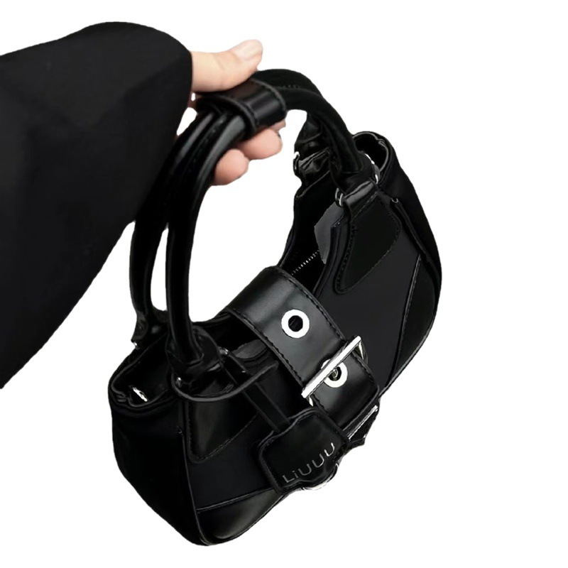 Nicho estilo europeo y americano casual chica caliente motocicleta axila bolsa 2023 bolsa nueva moda fresco todo partido hombro portátil