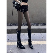 辣妹尖头高跟长筒靴女2025秋冬新款气质百搭皮带扣铆钉长靴