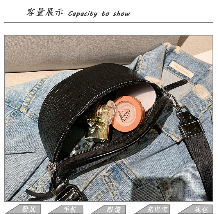 Fashion Solid Color Soft Leather Chest Bag Strap Crocodile Pattern Crossbody Bags display picture 35