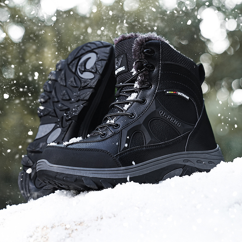 Nuevas botas de nieve al aire libre de invierno transfronterizo con terciopelo calentamiento zapatos de algodón de alto nivel antideslizante y resistente al desgaste zapatos de hombre impermeables de montaña