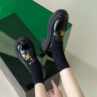 2025 Spring New Genuine Leather Round Toe Arc De Triomphe Gold Buckle Thick Sole Loafers Women's Small Leather Shoes Flat Versatile