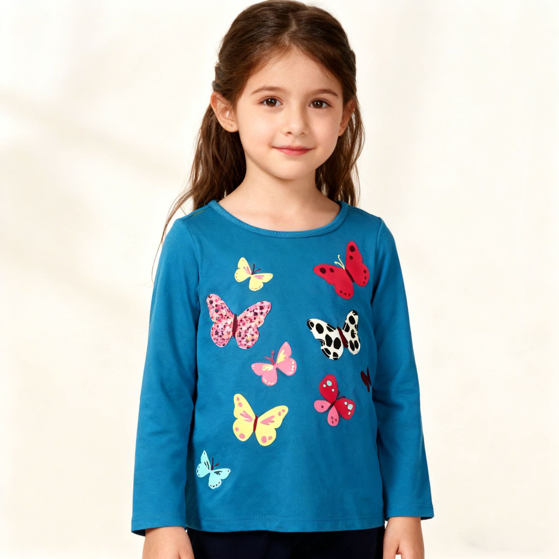 Girls' Long-Sleeved T-Shirts, Baby Girls' Autumn and Winter Cartoon Kidsren's Clothing Tops, Kidsren's Pure Cotton Bottoming Shirts, Sweaters, European and American Style