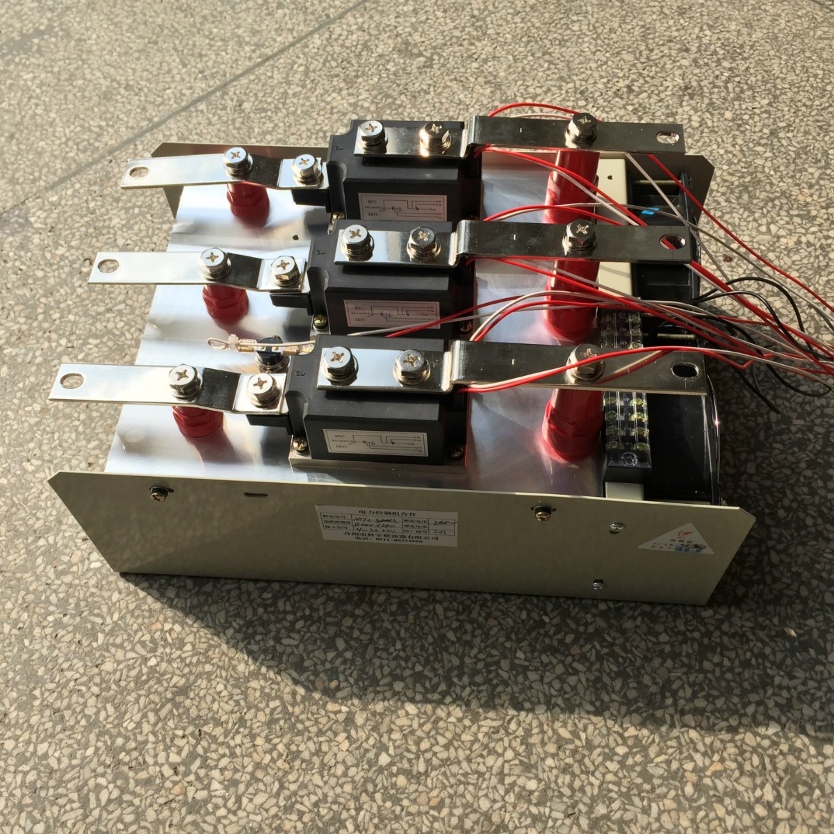 模块组件MTC300A1600V-B240带风机