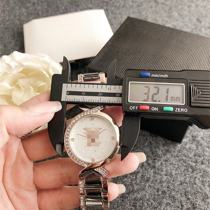 2026 New Model Women's Watch Luxury Diamond-Studded Foreign Trade High-End Quartz Watch Compact Simple Elegant Women's Timepiece Steel Band Watch