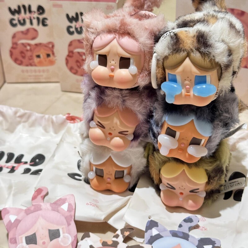 现货高版本Crybaby哭娃豹豹猫猫搪胶毛绒挂件盲盒潮玩摆件批发|undefined