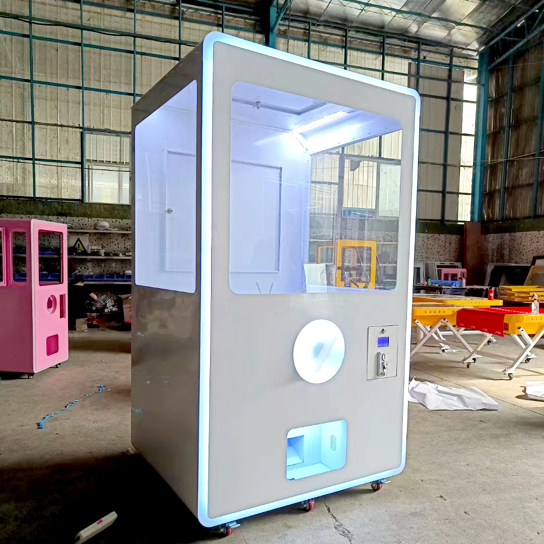 다채로운 행운의 꼬인 계란 (120*100*210cm)