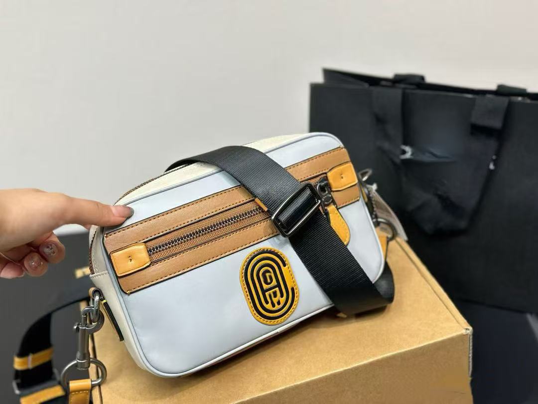 Bolso para cámara para hombre y mujer, material de PVC, bolso cruzado informal para viaje, bolso de mensajero, bolso versátil para teléfono para ir al trabajo, 22x15x5