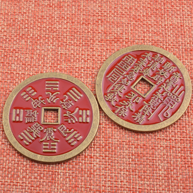 アクセサリーの山鬼銭山鬼はお金を使って骨董品を飾っています。|undefined