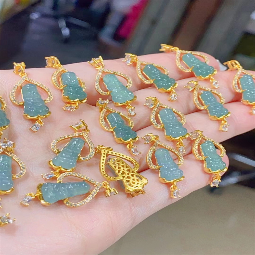 天然翡翠宝宝佛 蝴蝶 莲花 葫芦貔貅吊坠可DIY各种配S925银镶厂批