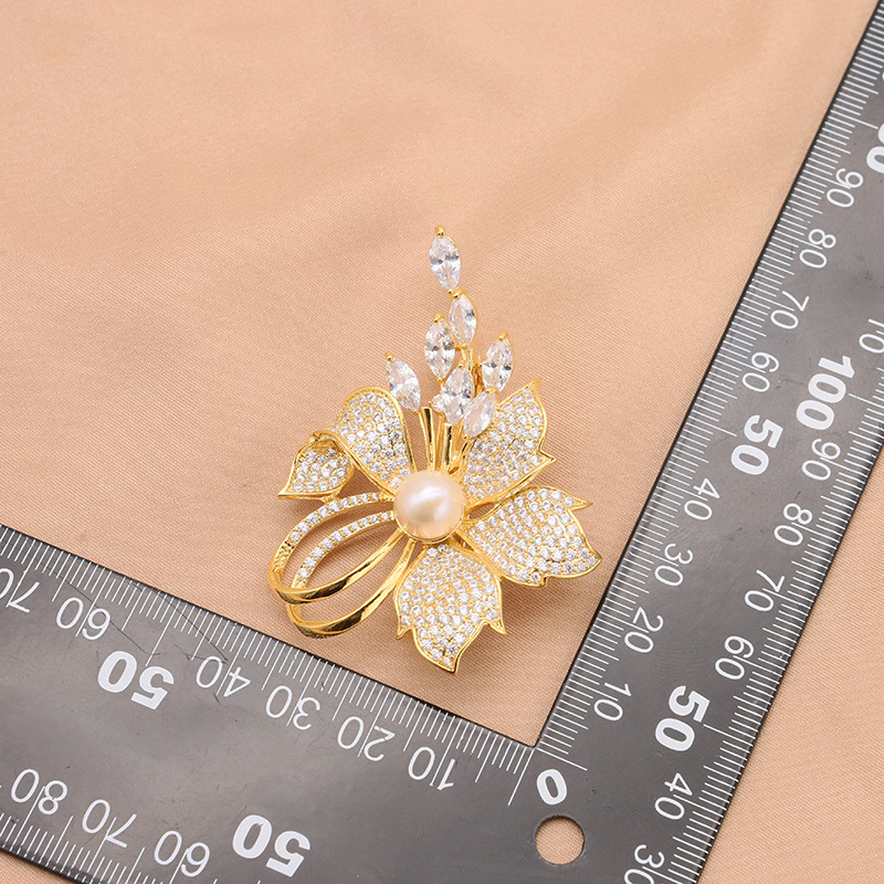 Natural de agua dulce perla broche mujer Chanel estilo elegante pin ramillete joyería 18K oro real galvanoplastia color retención