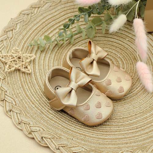 Bestselling baby walkers for spring and autumn, soft soles for girls, 0-1 year old children's shoes with bow princess style, magic sticker baby shoes