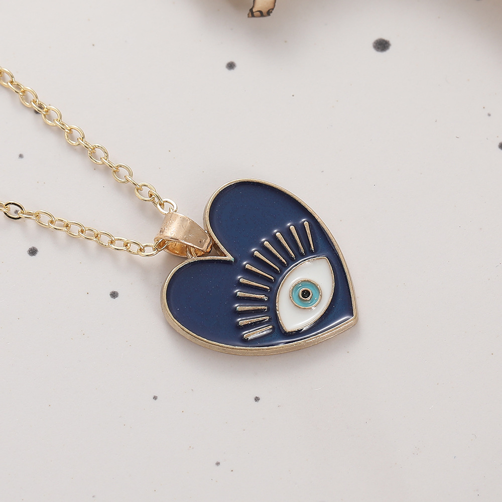 Retro Devil's Eye Heart Shape Alloy Enamel Women's Pendant Necklace display picture 4