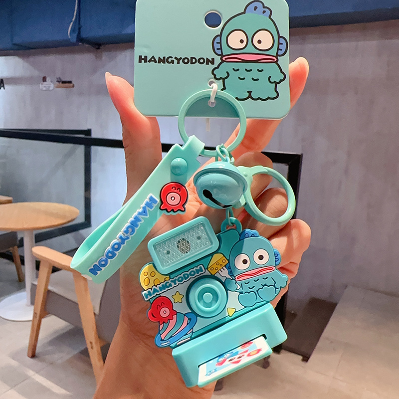 2026年新作正規品サンリオクロミぬいぐるみキーホルダー女性向け可愛いハローキティぬいぐるみカメラ小物