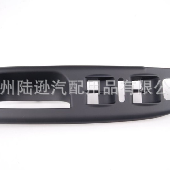 Applicable to Volkswagen Audi front bumper lower guard plate silver 3CG807532U34 5ND807532AAV3