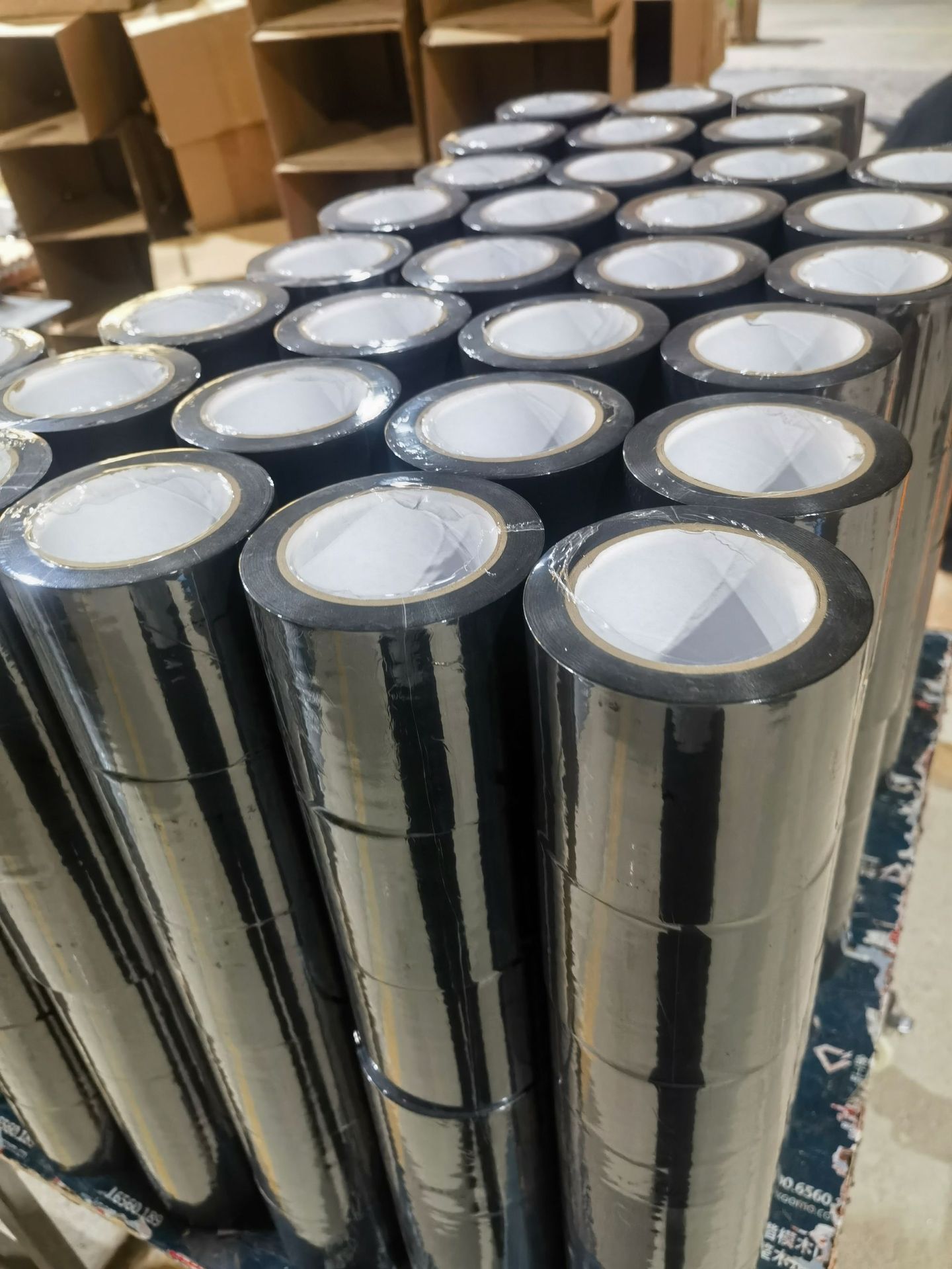 Cinta de advertencia Cinta de cebra amarilla negra Cinta de piso de PVC impermeable resistente al desgaste Cinta de posicionamiento de tráfico 5S