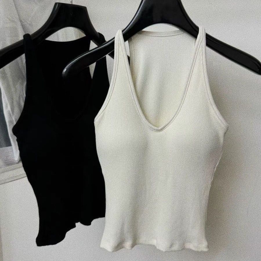 Sexy halter top with bra pads, perfect for wearing as outerwear, slimming and flattering, perfect for summer.