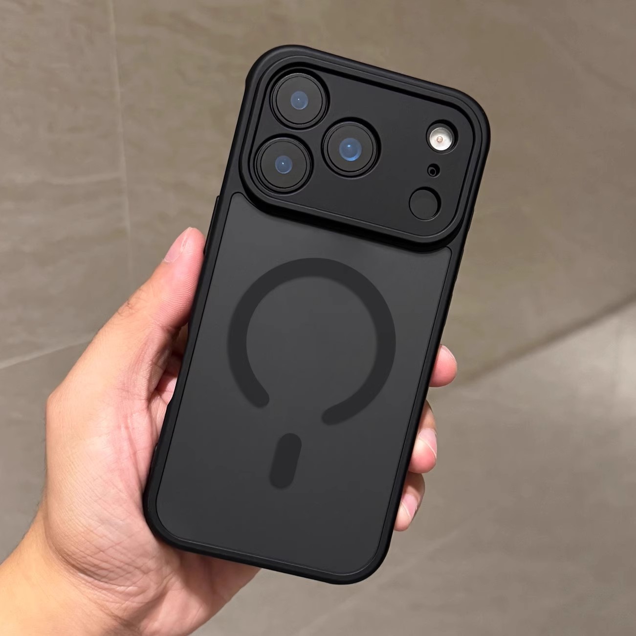 Suitable for Iphone17 Skin-Feel Two-In-One Magnetic Phone Case Apple 16Promax Soft Edge Hard Bottom Protective Cover 15