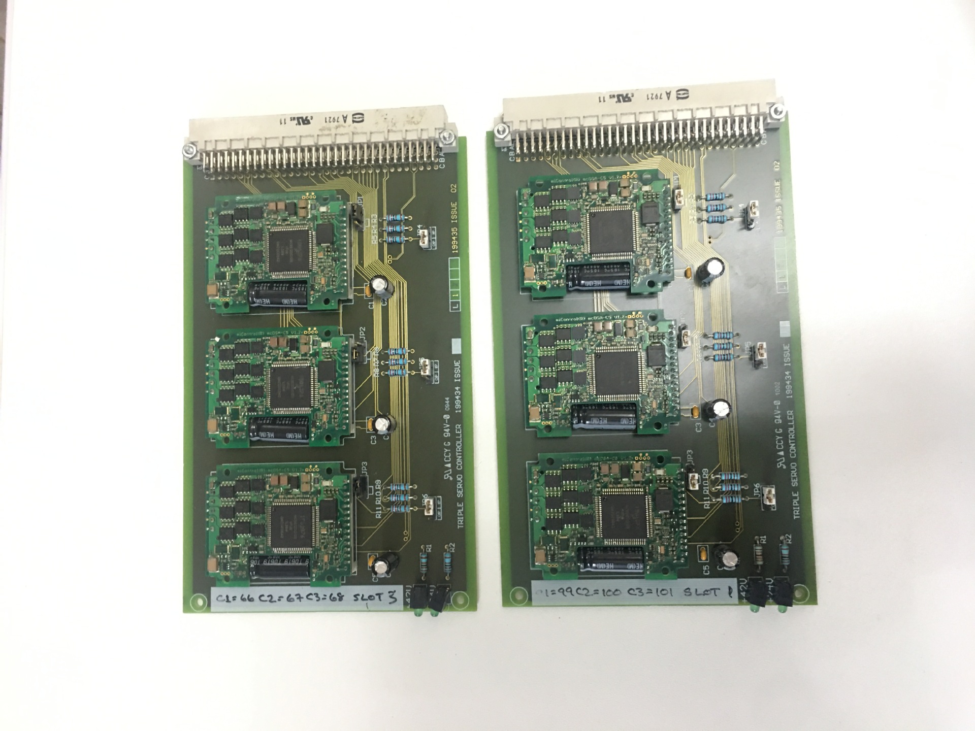 DEK199434 TRIPLE SERVO CONTROLLER