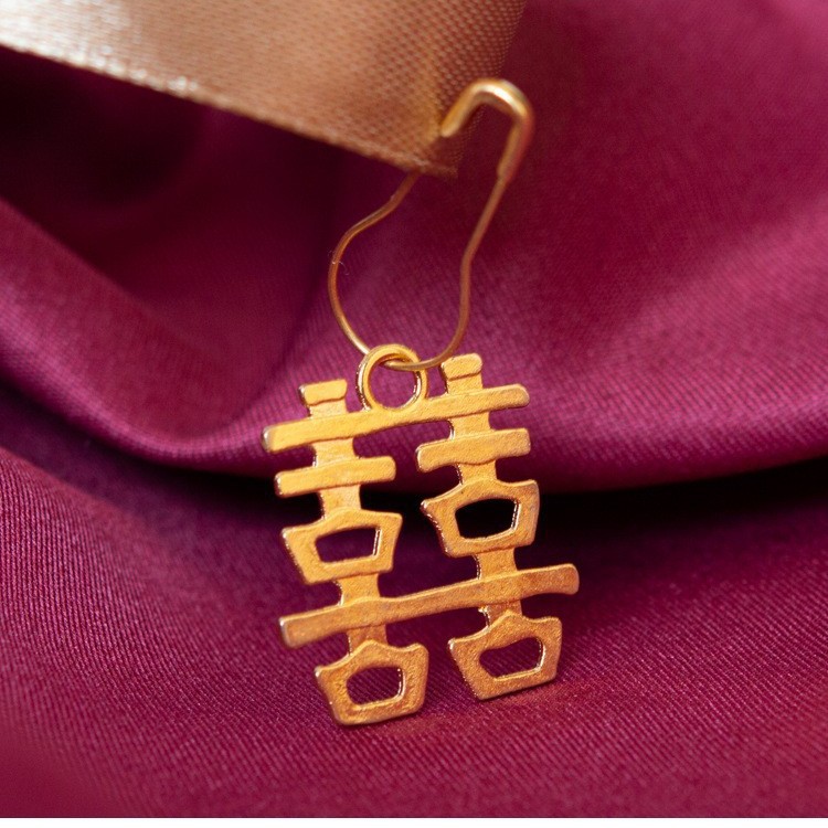 Al por mayor de la boda doble felicidad colgante PIN de cobre caja de dulces accesorios creativos de aleación Xi decoraciones de caracteres