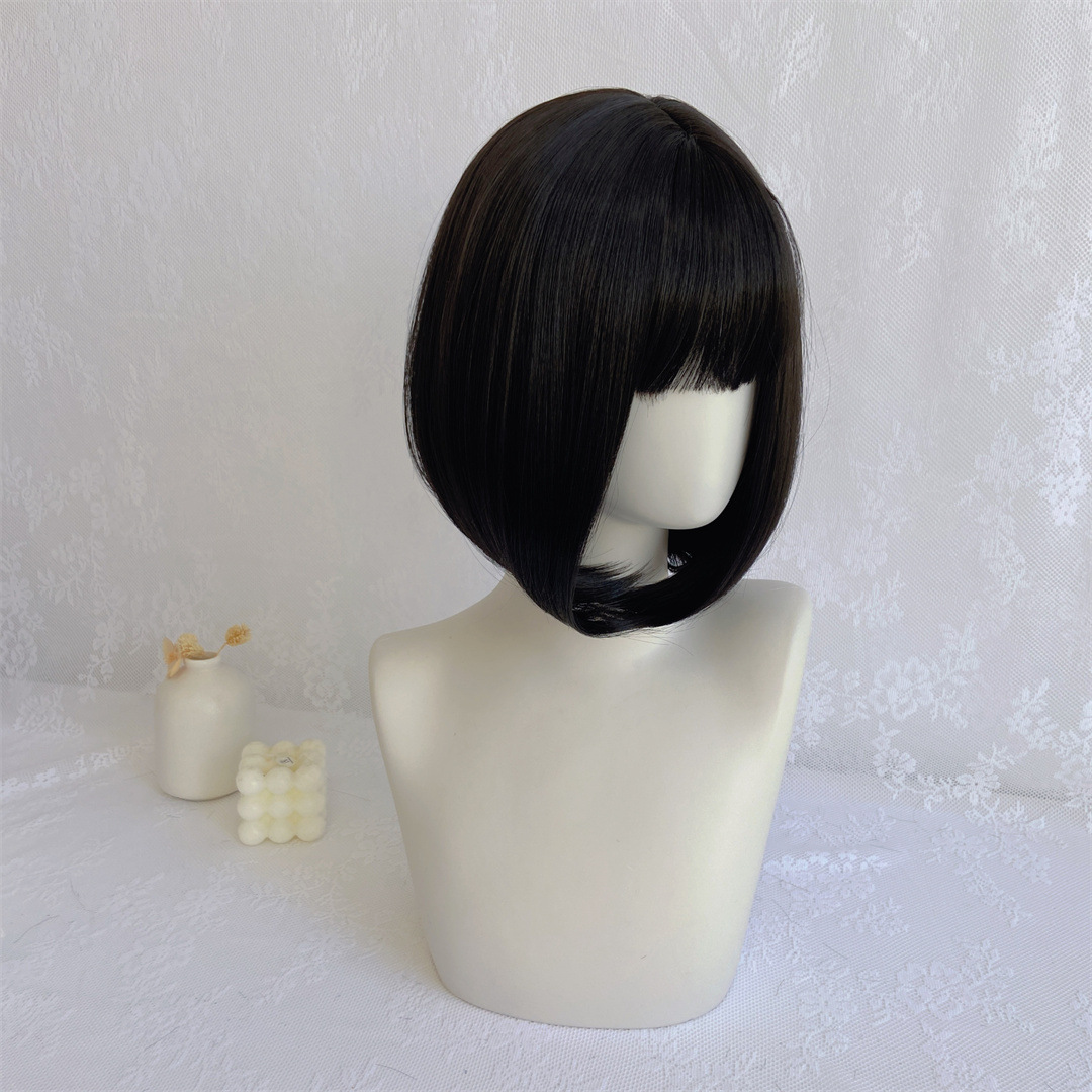Proveedor de pelucas, peluca de cabello corto y liso estilo bobo para mujer, color blanco hinchado, fibra sintética, fabricante de tocados, venta al por mayor, compatible con ventas transfronterizas