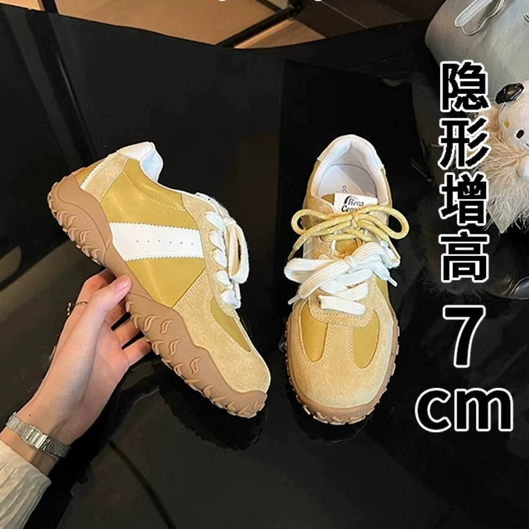 Кожа 7cm увеличена в цвете толстая подошва немецкое обучение обувь женская весна 2025 новая повседневная обувь дикий спортивный арганд обувь