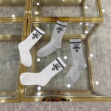 FW0513 25春夏新品中筒两色字母提花四季儿童袜