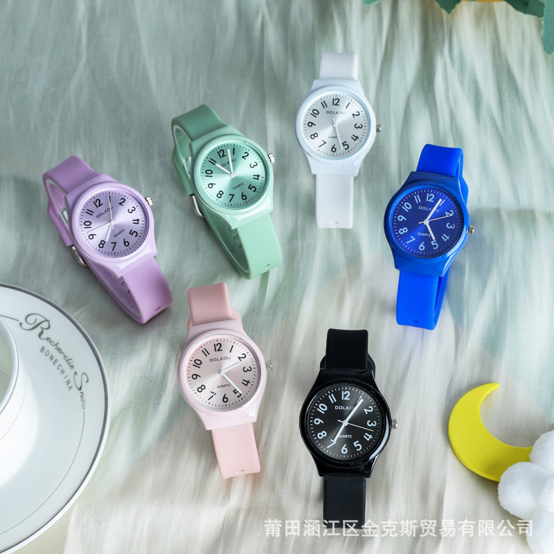 Children's Exam Watch for Girls, Boys, Primary and Secondary School Students, Anti-Fall Macaron, Small Fresh Sports Jelly Color Quartz Watch