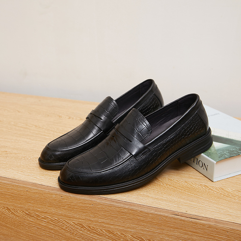 New professional men's business leather shoes with low heel embossed embossed working men's shoes_voghion.com