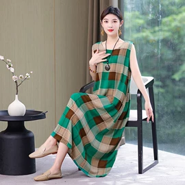 连衣裙;中老年休闲套装;棉衣