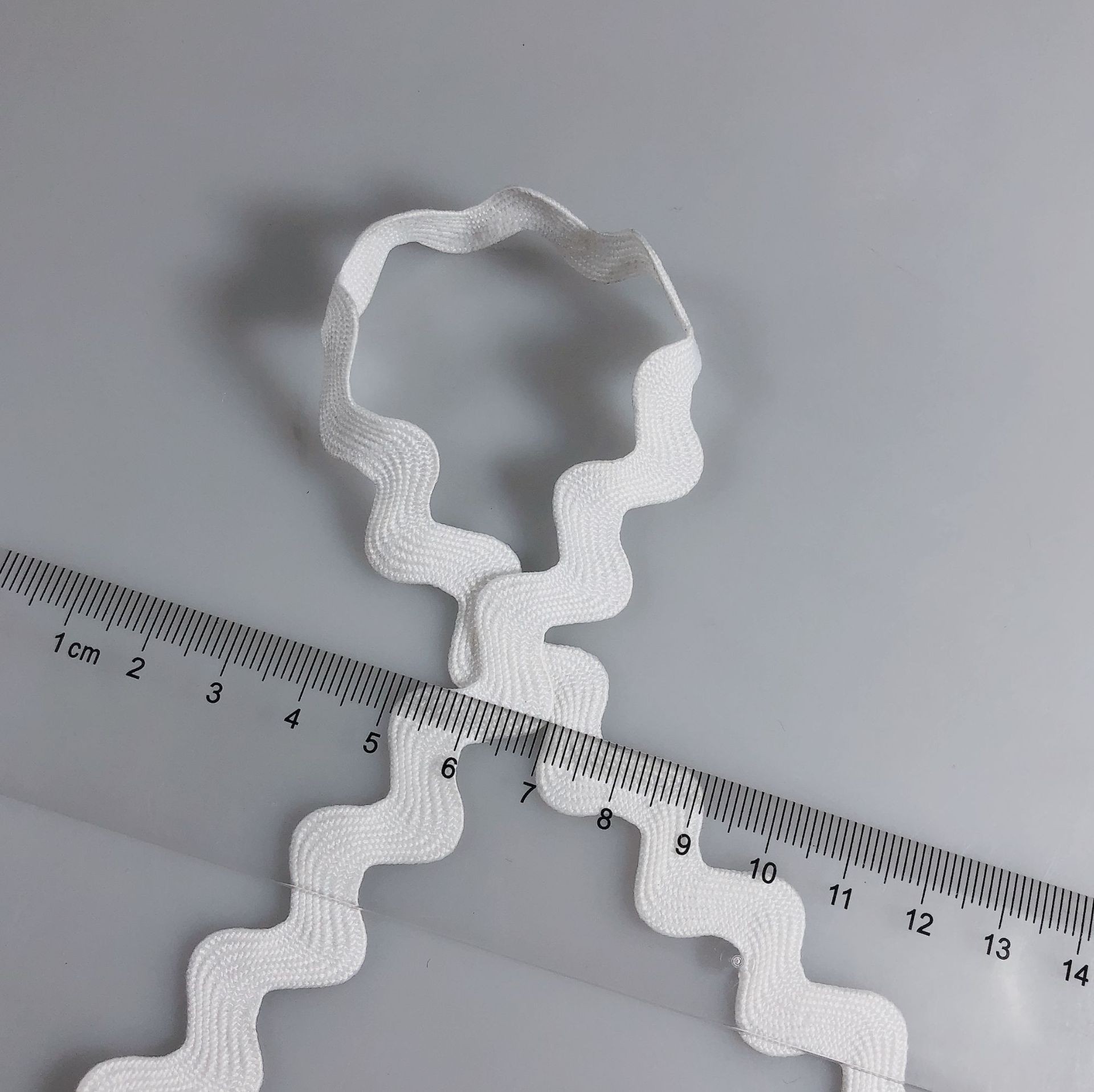 En stock tomar muestras cada tamaño 3mm ~ 3cm curvo banda lateral Ropa Decoración onda cinturón equipaje zapatos material cuerda cinturón Accesorios